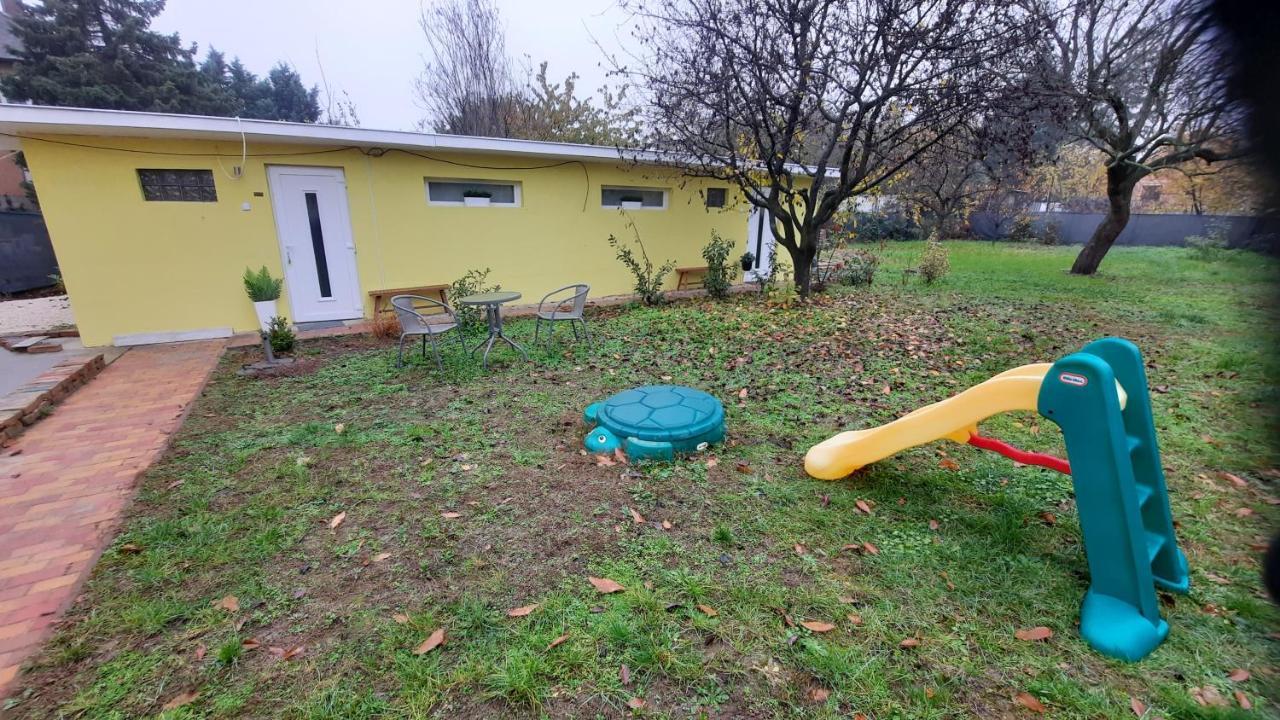 Hi-Bp Garden City Batsanyi Tiny House Near The City Train With Free Parking Будапешт Экстерьер фото