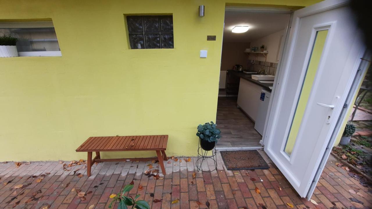 Hi-Bp Garden City Batsanyi Tiny House Near The City Train With Free Parking Будапешт Экстерьер фото
